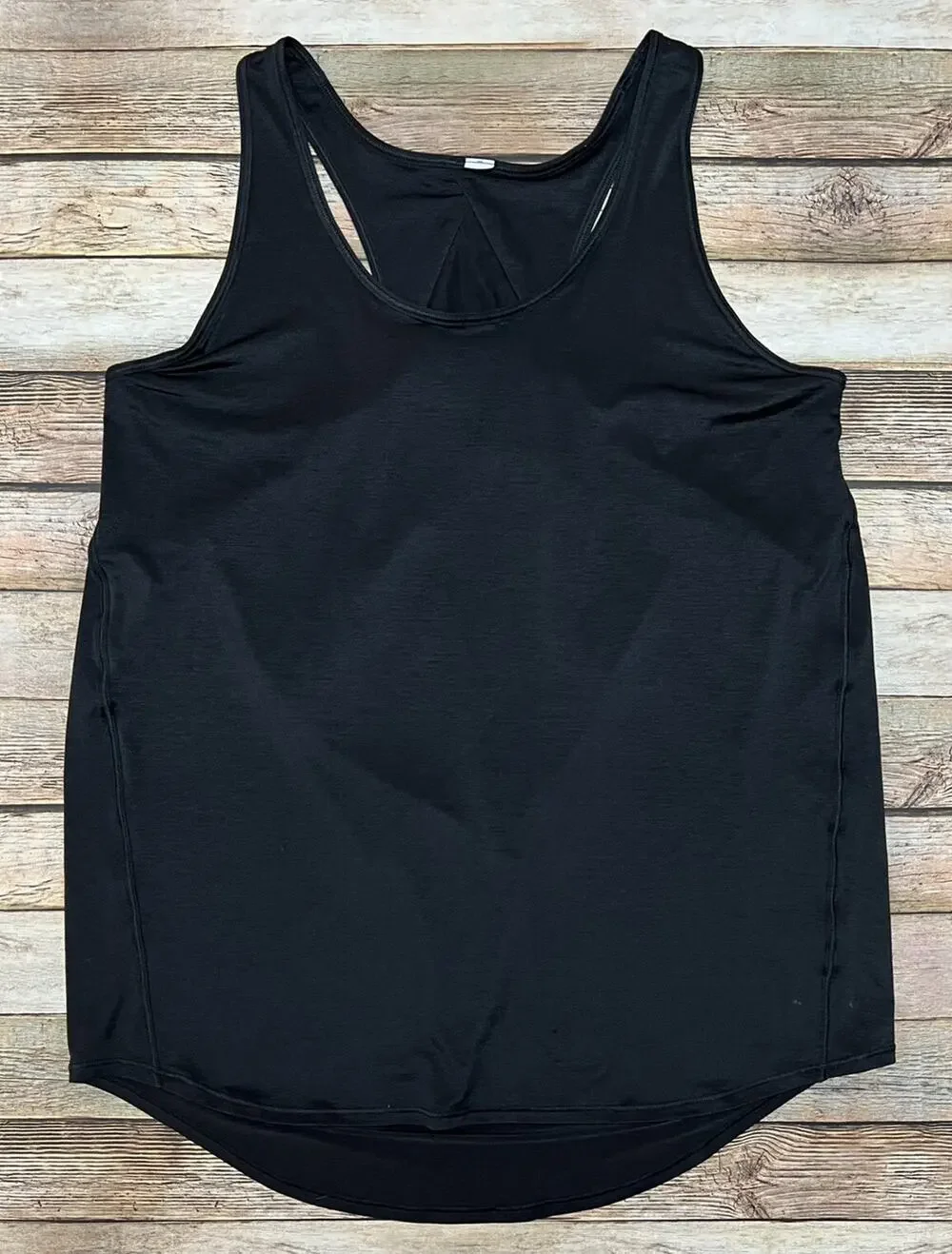 lululemon womens size 6 black 'essential tank* pleated'